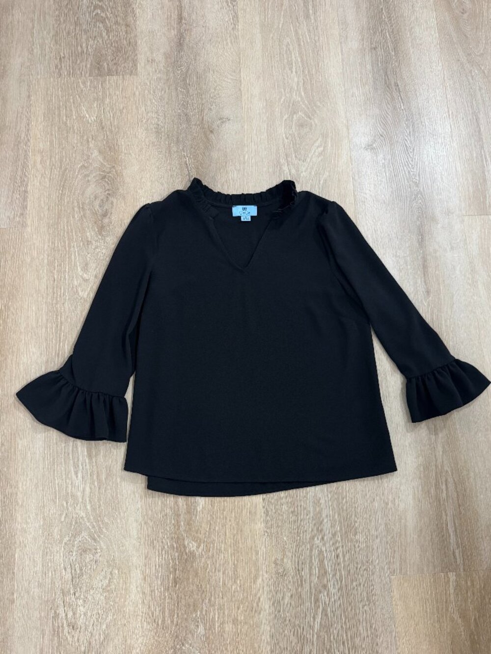 CeCe Black Ruffle Neck Ruffle Cuff Blouse Size Small